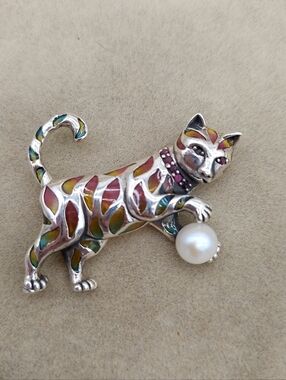 Solid Silver Plique-A-Jour Cat Brooch .925 Sterling